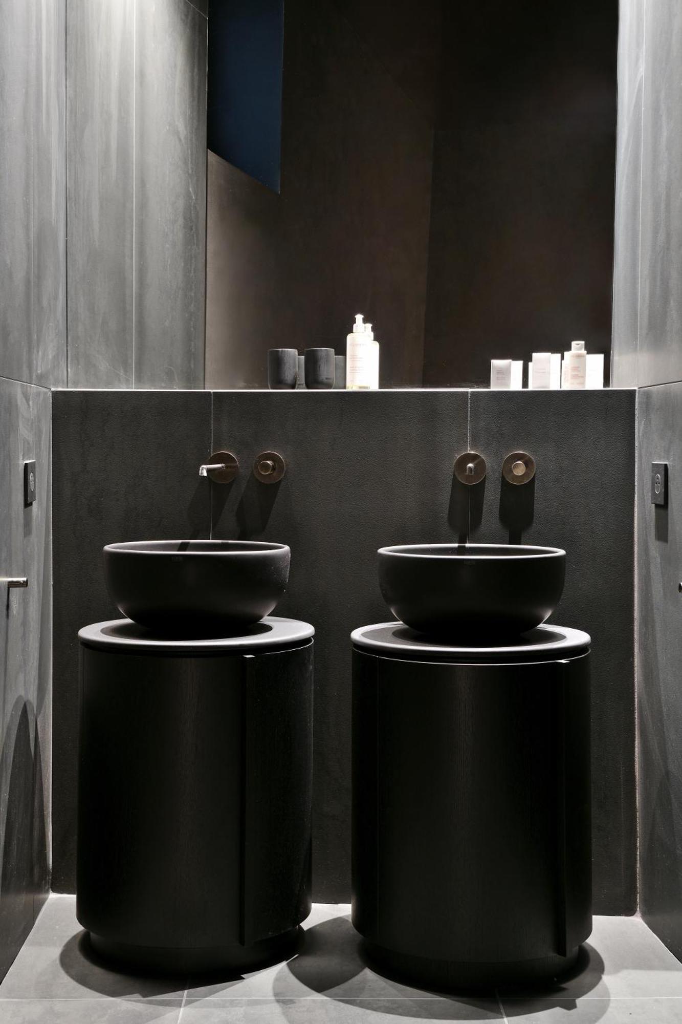 Mmm - 25ba - De Luxe - Centre De