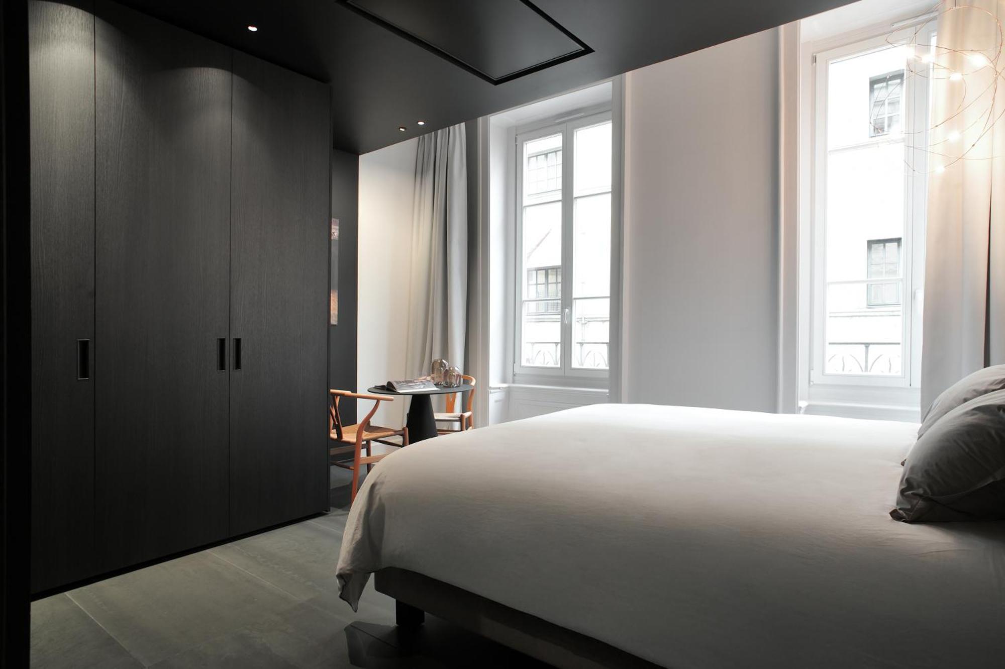 Mmm - 25ba - De Luxe - Centre De